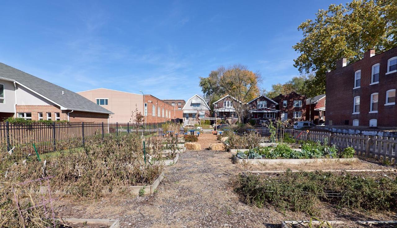 Tower Grove Forest Park, Science Center, Bjc & Cwe Restaurants מראה חיצוני תמונה